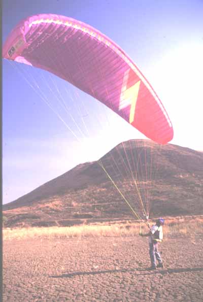 Ground handling practice. Western Paragliding Association